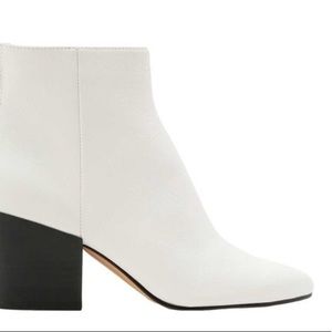 dolce vita coltyn booties white